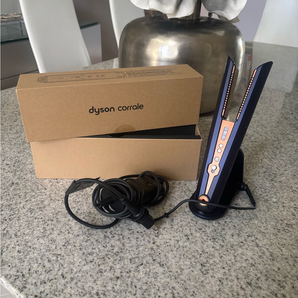 Dyson Corrale Cordless Hair Straightener Dark Blue / Copper Excellent condition